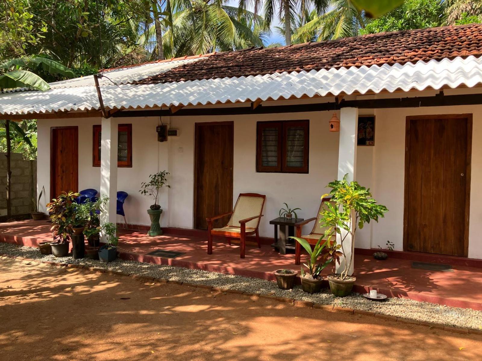Lake House Homestay Anuradhapura Exterior foto