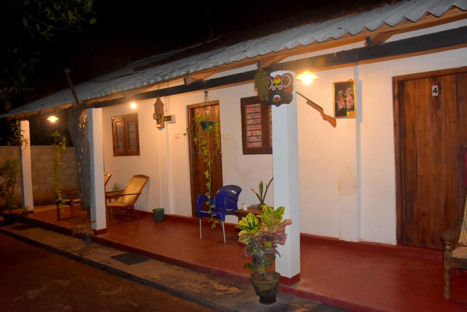 Lake House Homestay Anuradhapura Exterior foto