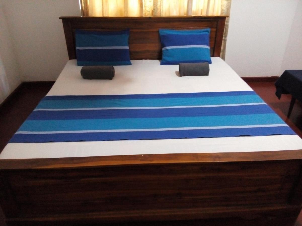 Lake House Homestay Anuradhapura Exterior foto