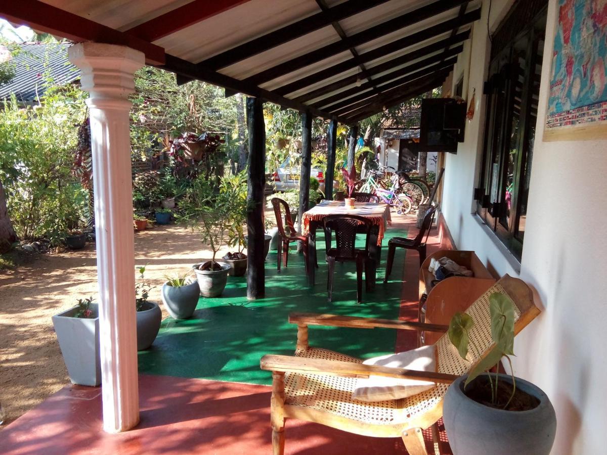 Lake House Homestay Anuradhapura Exterior foto